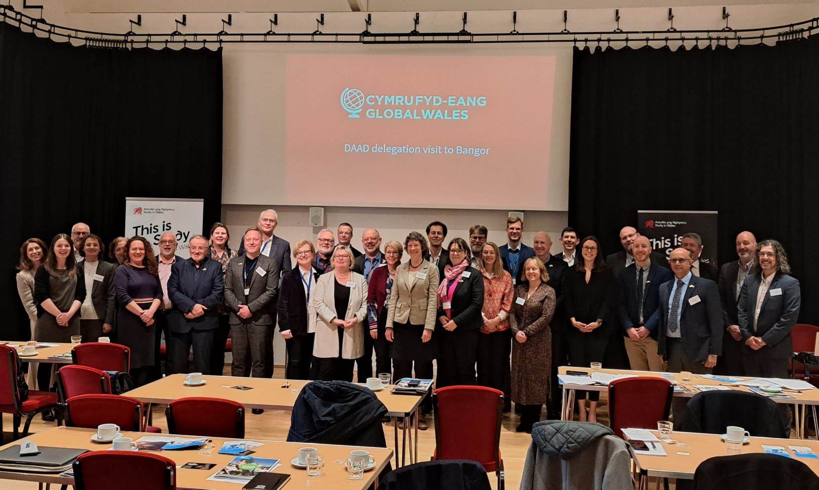 German delegation from 20 universities of applied sciences and colleagues from Wales