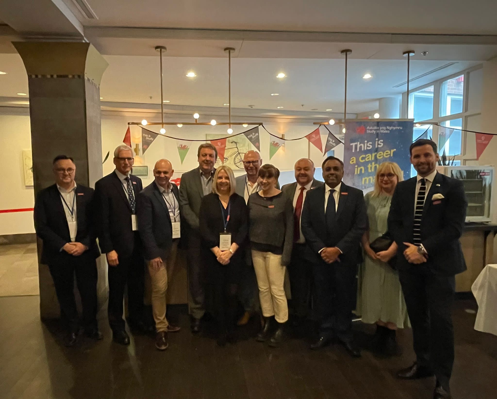 Principals and Vice-Principals at the MoU signing