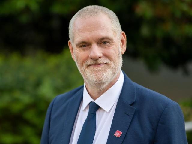 Photo of Dr Ben Calvert