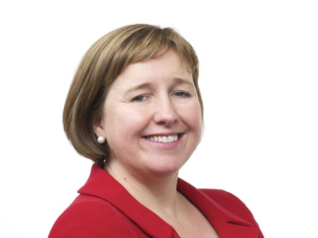 Photograph of Lynne Neagle MS